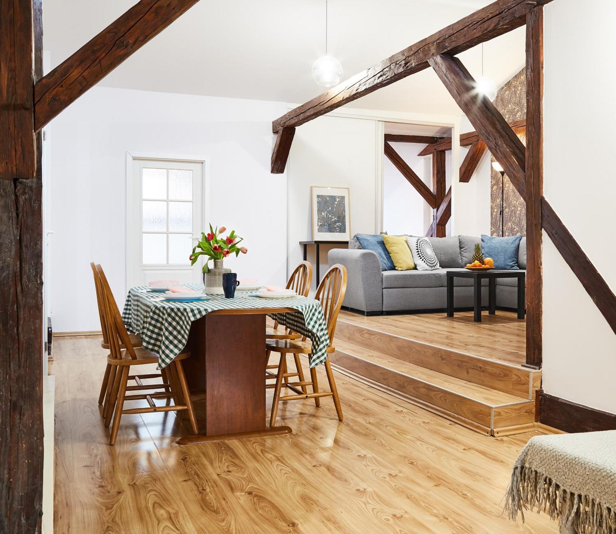 Quiet Loft Michalowskiego Street คราคูฟ ภายนอก รูปภาพ
