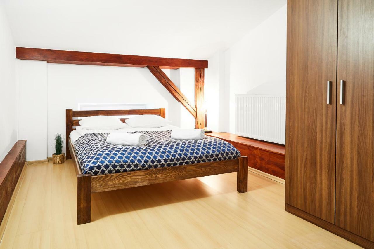 Quiet Loft Michalowskiego Street คราคูฟ ภายนอก รูปภาพ